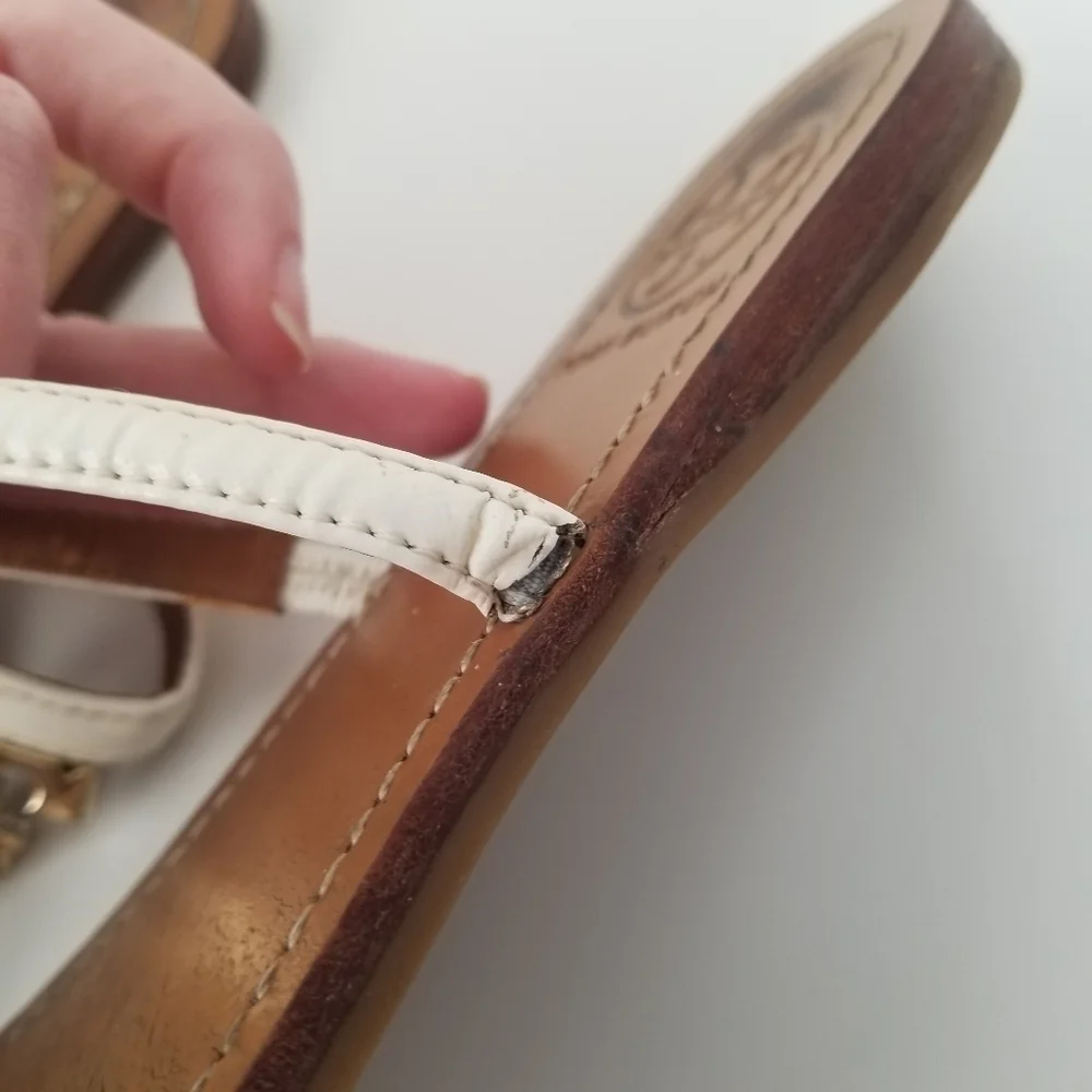 Tory Burch White Half Moon T Logo Leather Thong Flat Sandals Size 6